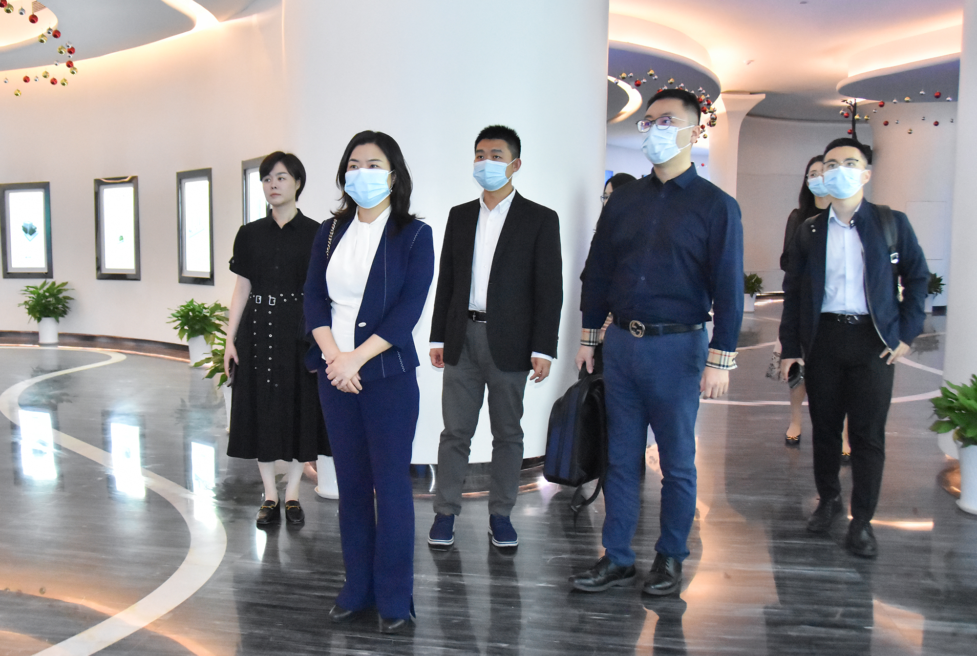 国泰君安湖南分公司辅导莅临bifa必发集团调查互换(图1) 国泰君安湖南分公司辅导莅临bifa必发集团调查互换(图1)