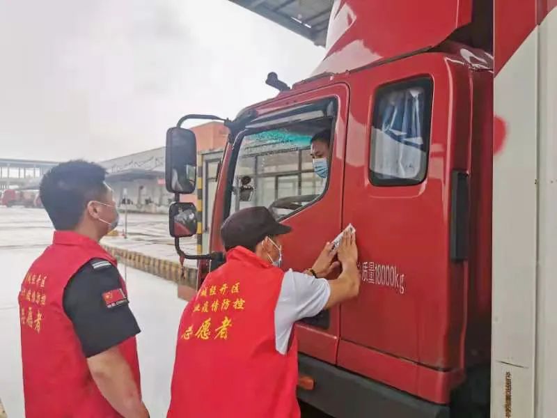 致敬劳动者：你坚守岗位的样子，真美！(图10)
