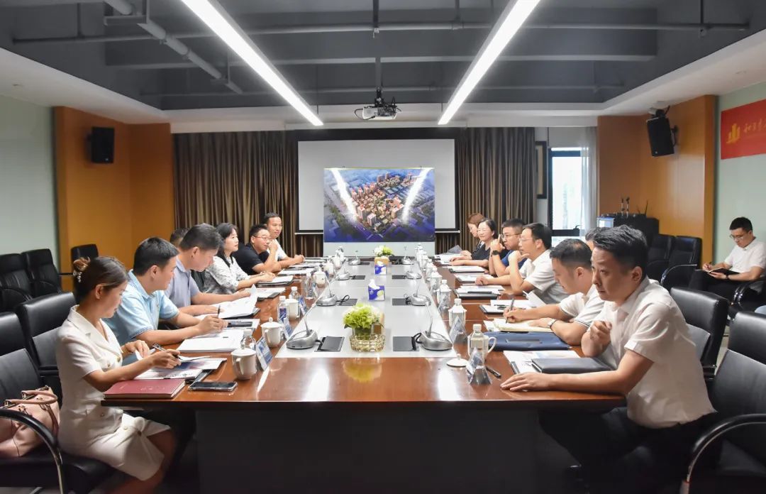 天心区委副书记、区长周志军调研bifa必发集团长沙总部基地项目(图1) 天心区委副书记、区长周志军调研bifa必发集团长沙总部基地项目(图1)