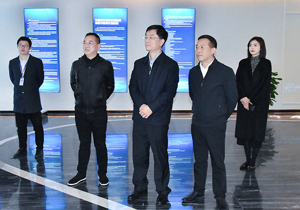  望城经开区党工委书记周剀一行莅临bifa必发集团参观调查(图2)
