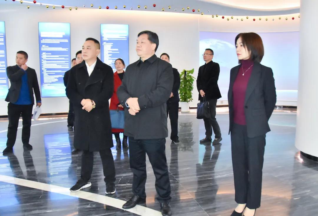 岳阳经开区辅导莅临bifa必发集团调查互换(图1)