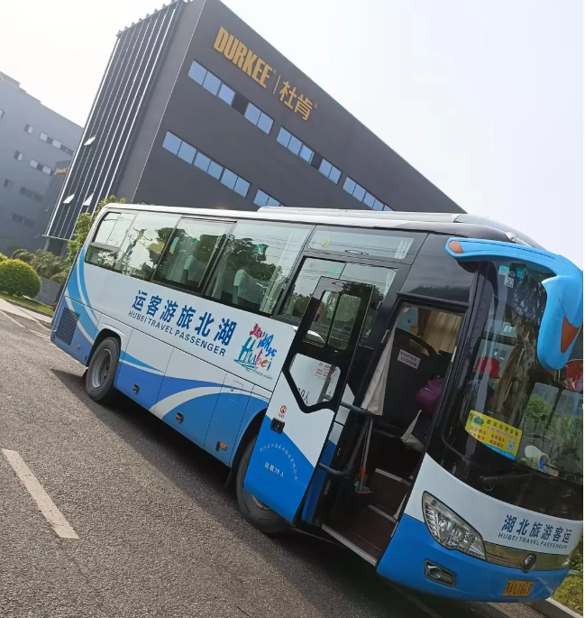 pg电子游戏试玩风管销售中心安徽明堂山景区旅游团建活动